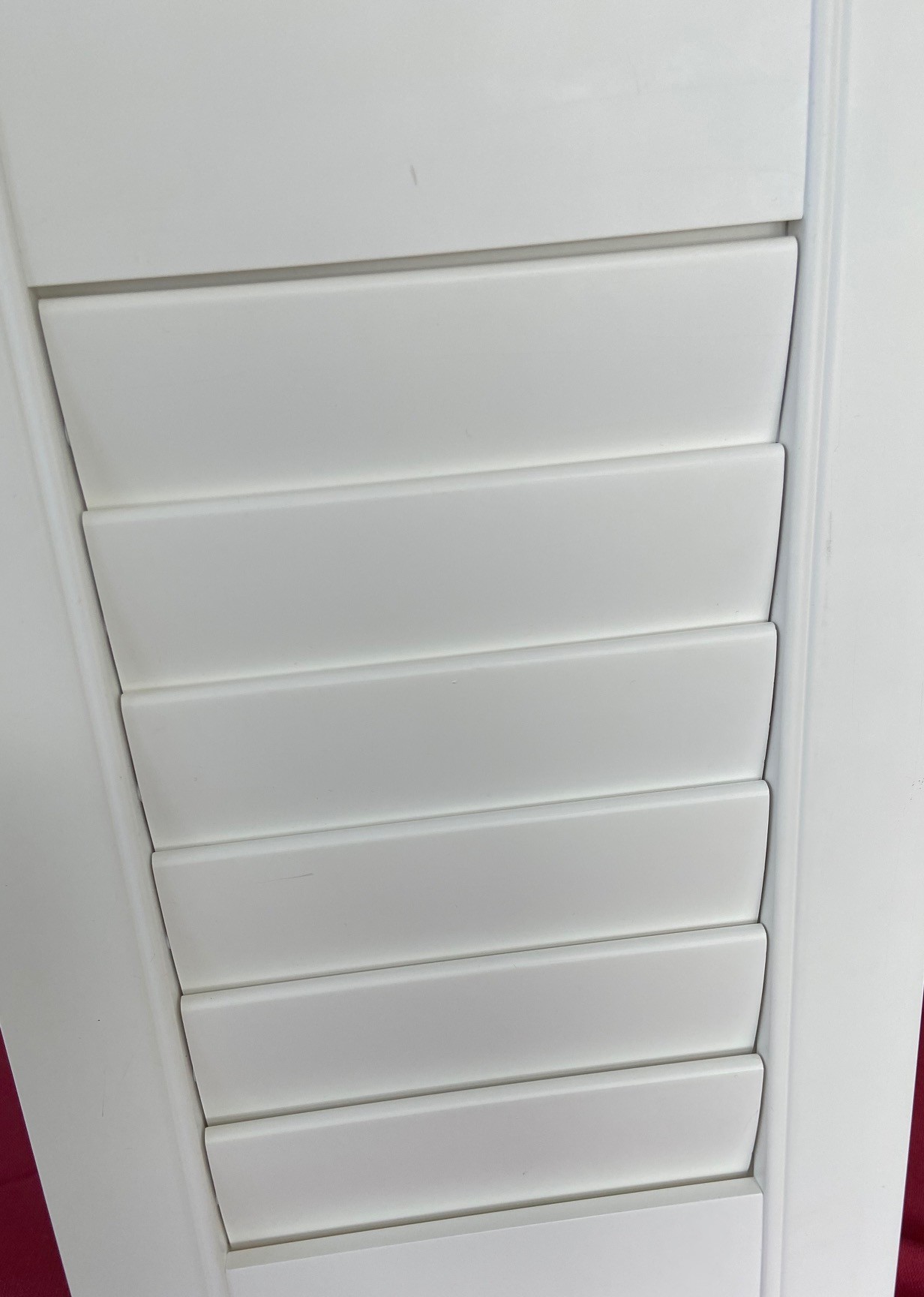 Contemporary Tilt Rod