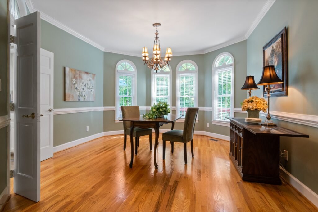 UPVC vs Hardwood Plantation Shutters – Which Is Better?
