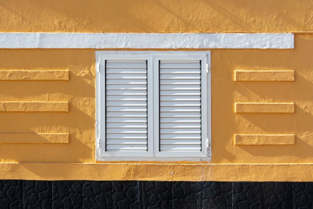 best-window-shutters-street-facing-homes