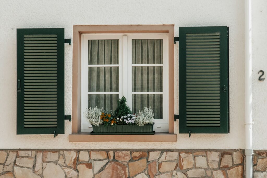 full-height-vs-tier-on-tier-shutters